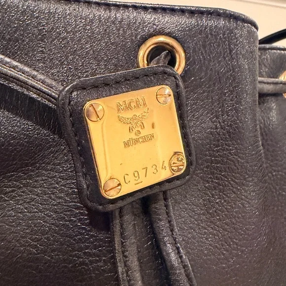 MCM Black Leather Bucket Bag - Picture 2 of 8